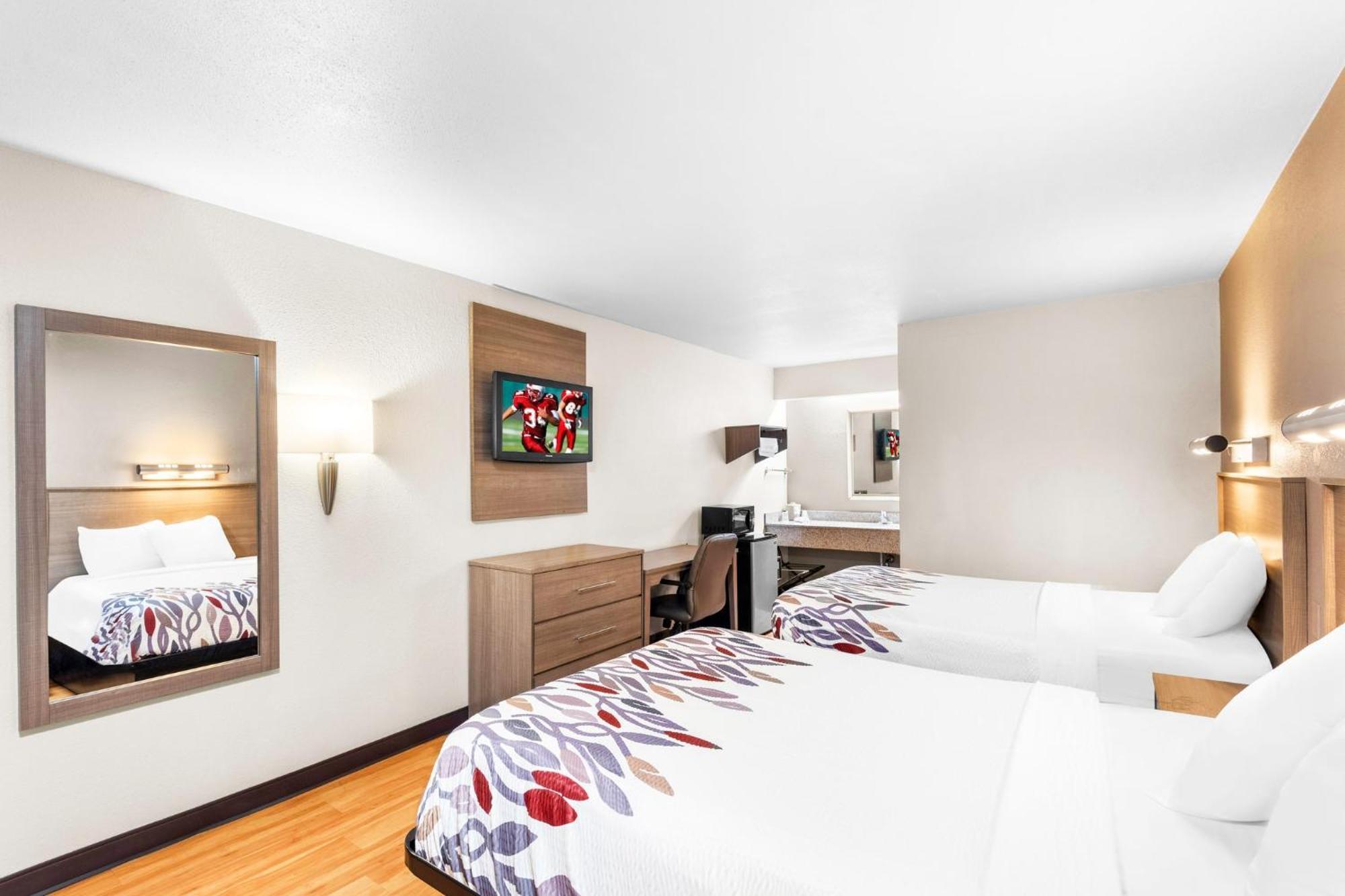 Red Roof Inn Indianapolis North - College Park Dış mekan fotoğraf