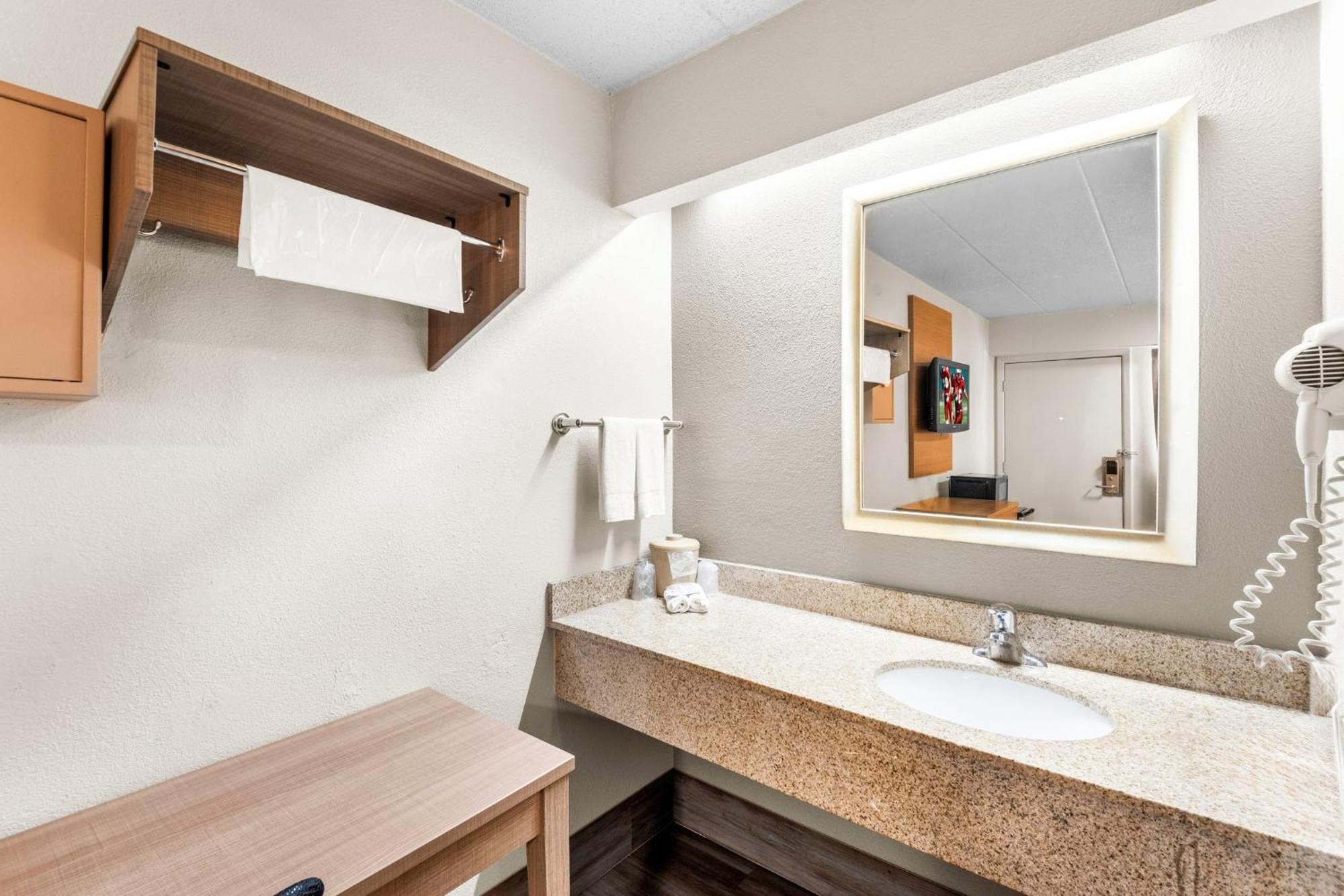 Red Roof Inn Indianapolis North - College Park Dış mekan fotoğraf