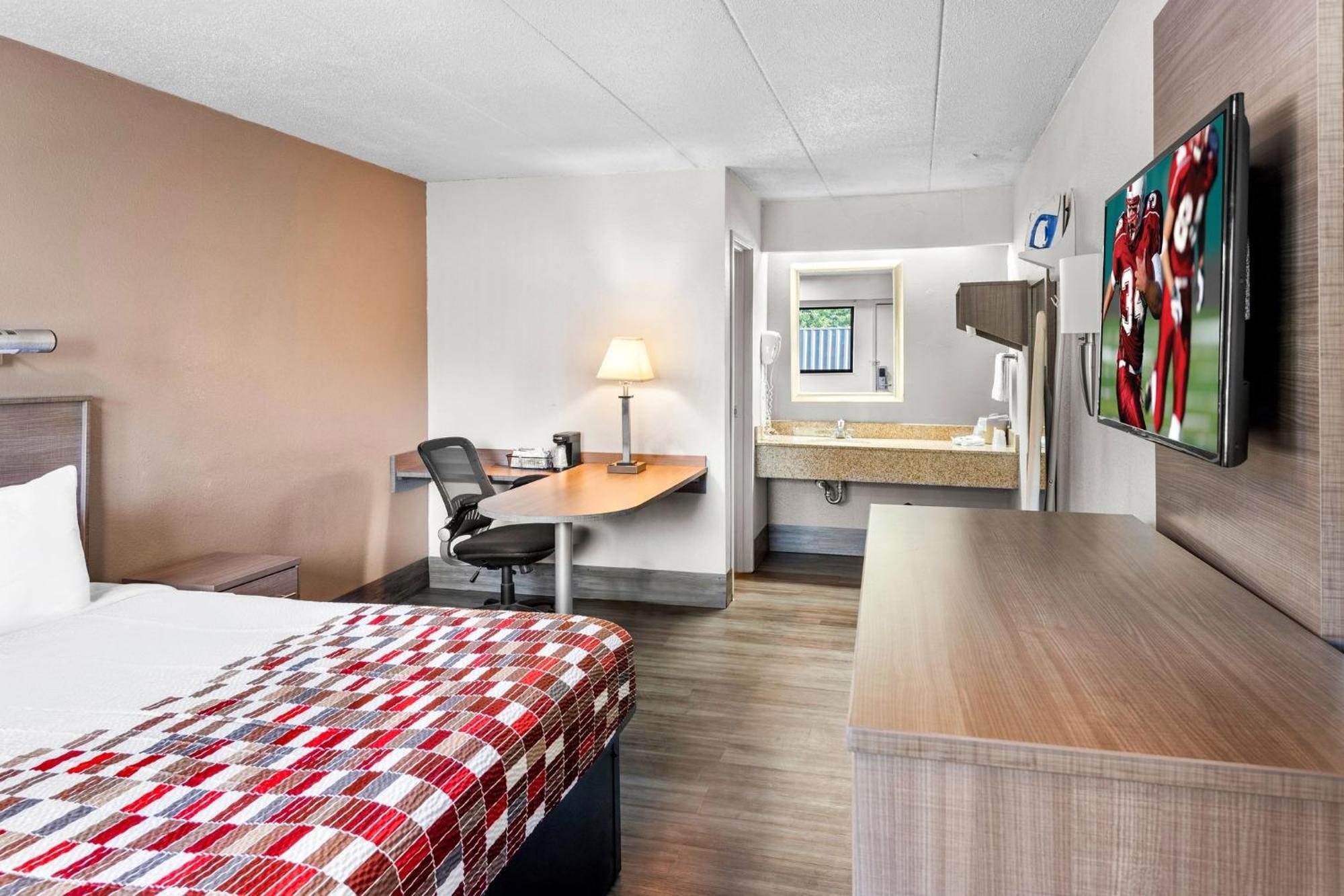 Red Roof Inn Indianapolis North - College Park Dış mekan fotoğraf