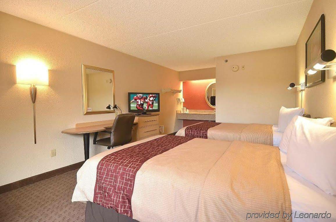 Red Roof Inn Indianapolis North - College Park Dış mekan fotoğraf